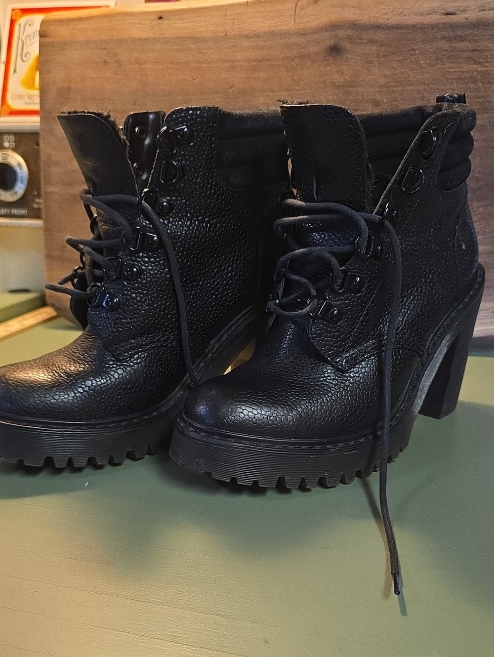 Persephone Fur Lined, Lace-Up, Pebble Leather, Chunky Lug Heel Boots, Size 7